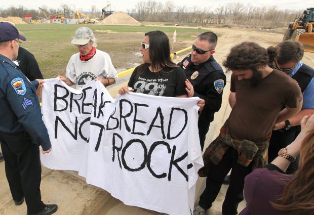 Frac Protest